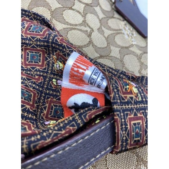 coach w all over logo w add on pooh beige brown ja - Picture 8 of 12